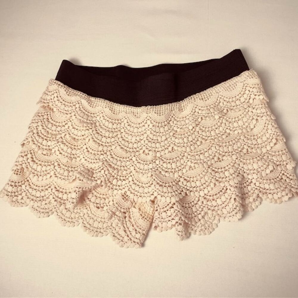 Limonata Crochet Lace Shorts Petal/Pale Pink Boho Festival Beach Coverup Size S